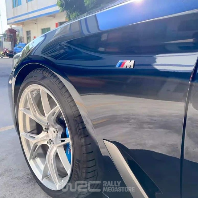 EMBLEME LOGO AUTOCOLLANT BMW M ARGENT MAT